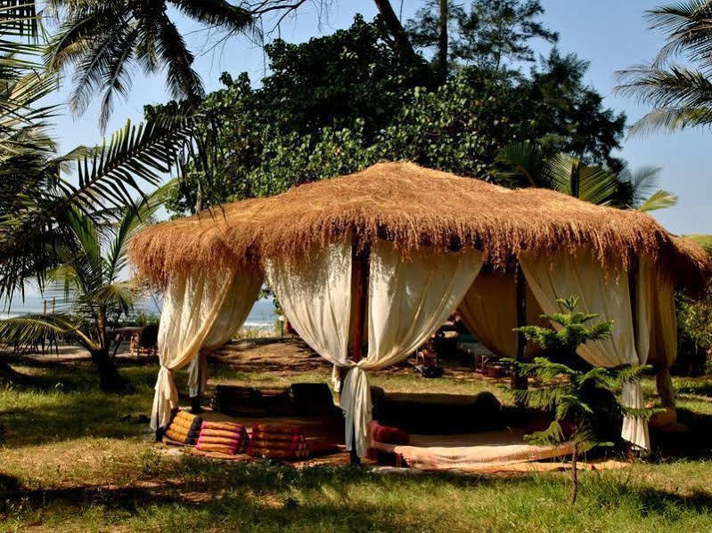 MamaGoa Resort Morjim Exterior foto